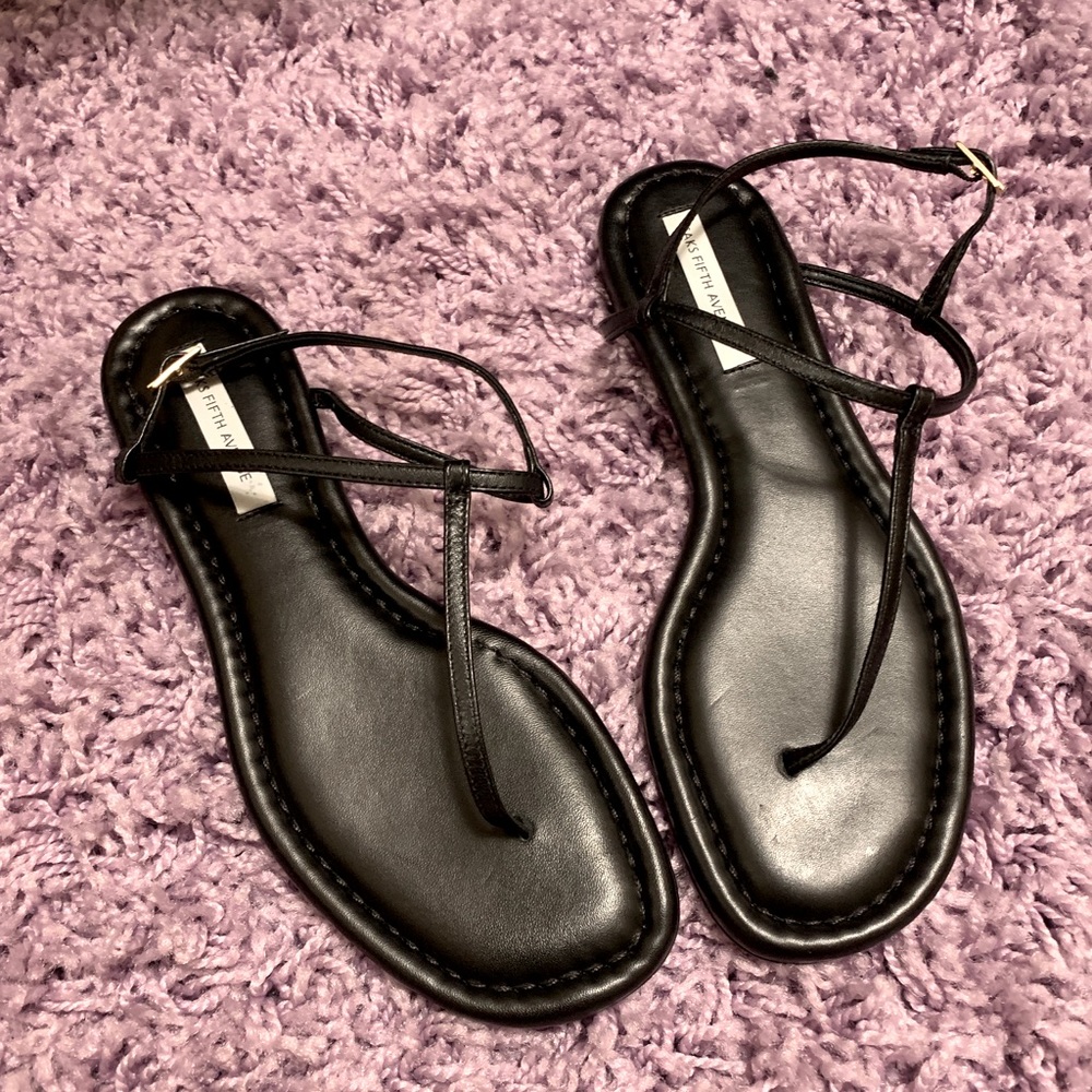 SAKS FIFTH AVENUE black strap leather sandals